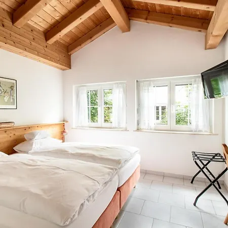 Hotel Tgesa Romana 3*